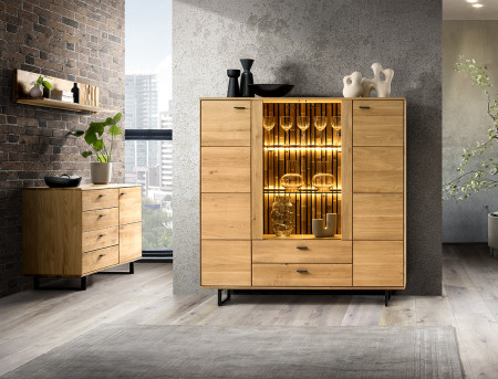 Tölgyfa tálalószekrény ajtókkal és fiókokkal  - 9