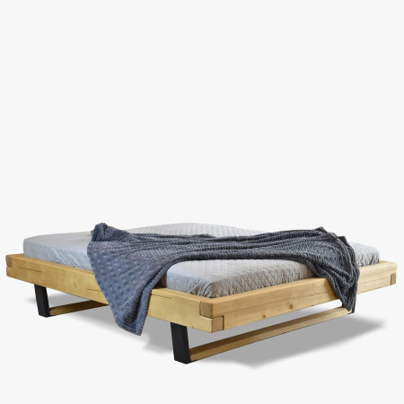 Tömörfa ágykeret fém lábakkal lucfenyőből, Laura 180 x 200  - 0