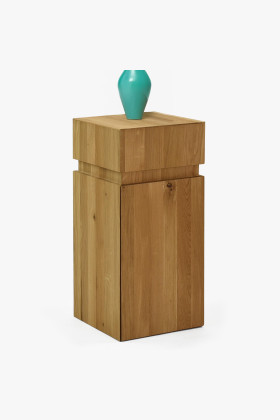 Tölgyfa faajtós kézi asztalka natúr színű, modern design