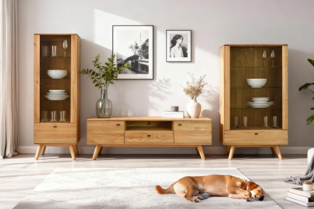 Egyajtós tömörfa vitrin lábakon  - 1