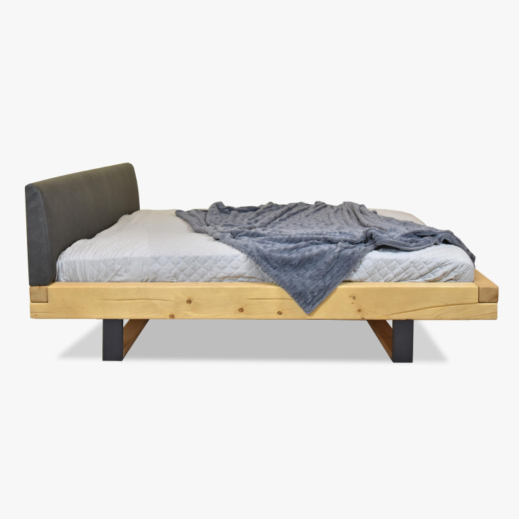 Laura fenyő masszív ágy lábakon, 160 x 200 cm  - 4