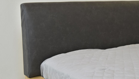 Laura fenyő masszív ágy lábakon, 160 x 200 cm  - 8