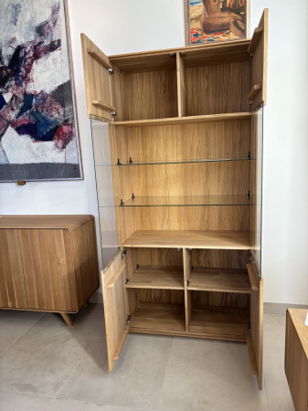 Tölgyfa vitrin a nappaliba  - 1