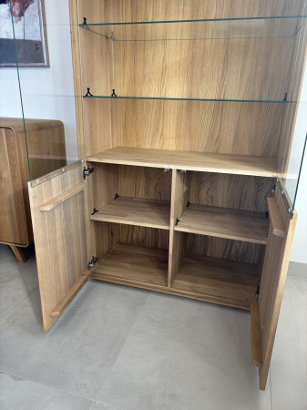 Tölgyfa vitrin a nappaliba  - 2