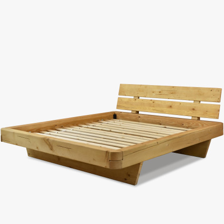 Őszinte fenyőből készült masszív ágy 180 cm  - 1