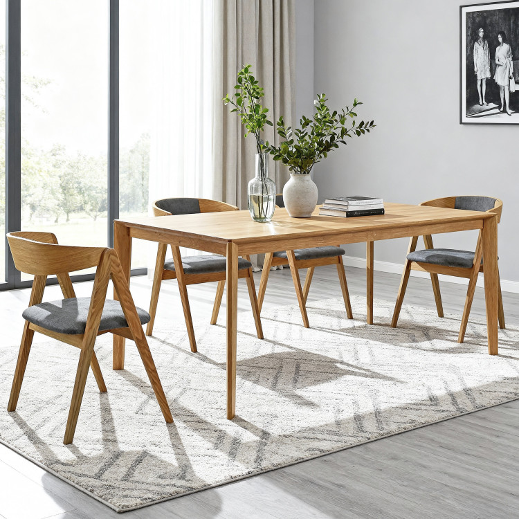 Tölgyfa asztal és 4 db szék összeállítása  - 1