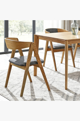 Tölgyfa asztal és 4 db szék összeállítása  - 1 2