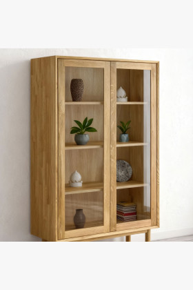 Masivní dvoudveřová vitrina na nožičkách, Oslo II  - 1 2