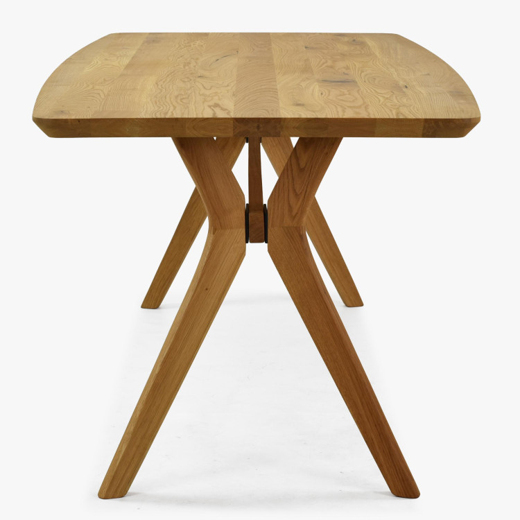 Dub tölgy ovális étkezőasztal 180 × 90 cm és Beny fekete székek