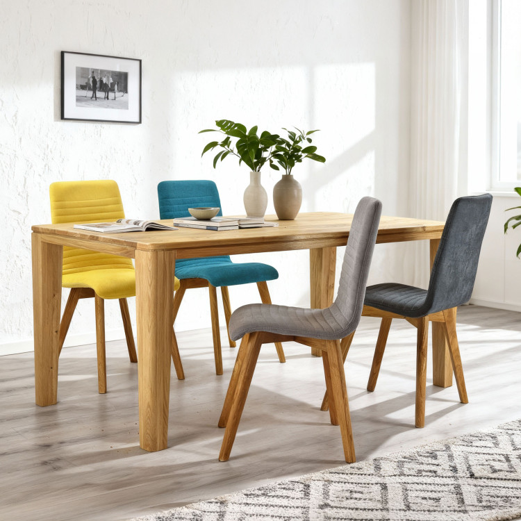 Kárpitozott Arosa székek tölgy lábakkal és York tölgy étkezőasztal