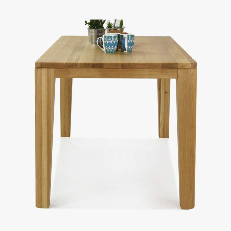 Kárpitozott Arosa székek tölgy lábakkal és York tölgy étkezőasztal