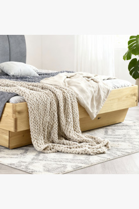 Masszív ágy 180 x 200 tárolóhellyel és szövetes fejvéggel  - 1 2