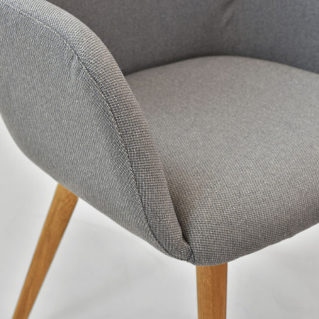 Kinyitható kerek tömör tölgy asztal és székek