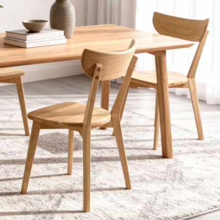 Fa asztal és fa székek szett