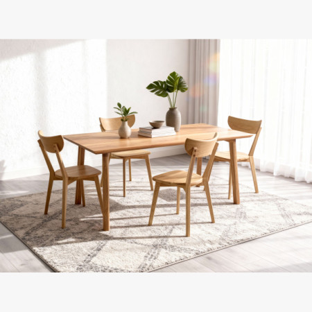 Fa asztal és fa székek szett