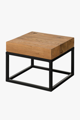 Tömör tölgy dohányzóasztal fekete fém lábakkal, 40x40 cm, ipari stílus