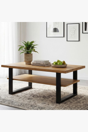 Tölgyfa dohányzóasztal fekete fém lábakkal, alsó polccal, modern