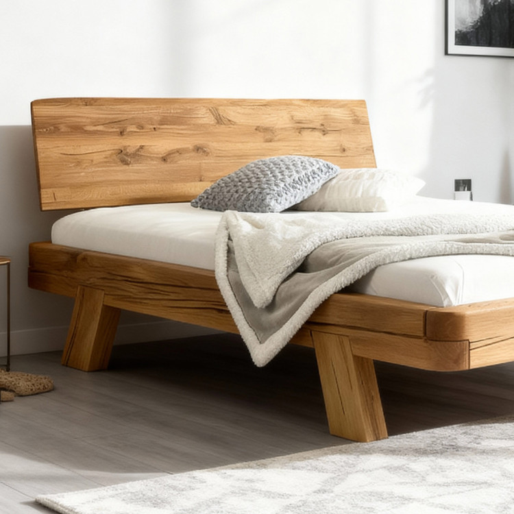 Tölgy aranyozott luxus ágy gerendákból Mia 160x200 cm