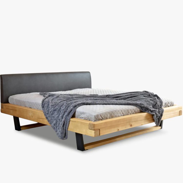 Tömörfa ágy lábakkal, Laura fenyő 200 x 200 cm