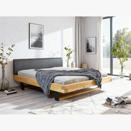 Tömörfa ágy lábakkal, Laura fenyő 200 x 200 cm