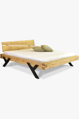 Tömör lucfenyő ágygerendák acél Y lábakkal 180x200 cm, natúr