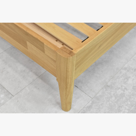 Franciaágy tölgyfa lábakon 180 x 200 cm, prágai