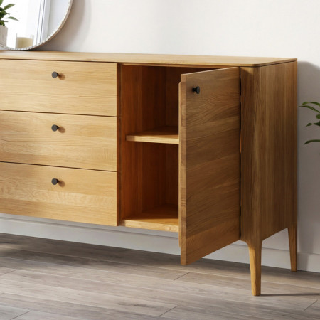 Tölgyfa komód lábakkal, Kosice