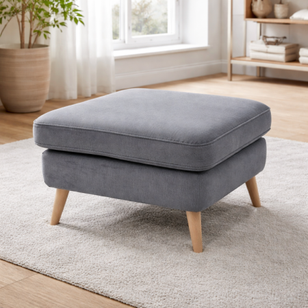 Retro taburetka a nappaliba, Kelso