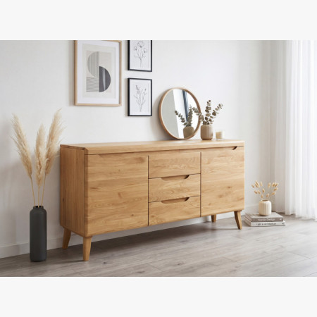 Komód tömör tölgyből lábakon, Praha típus 49