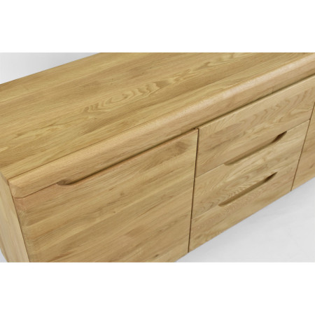 Komód tömör tölgyből lábakon, Praha típus 49