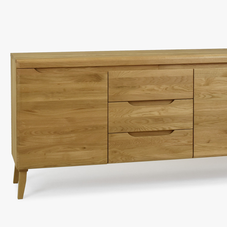 Komód tömör tölgyből lábakon, Praha típus 49