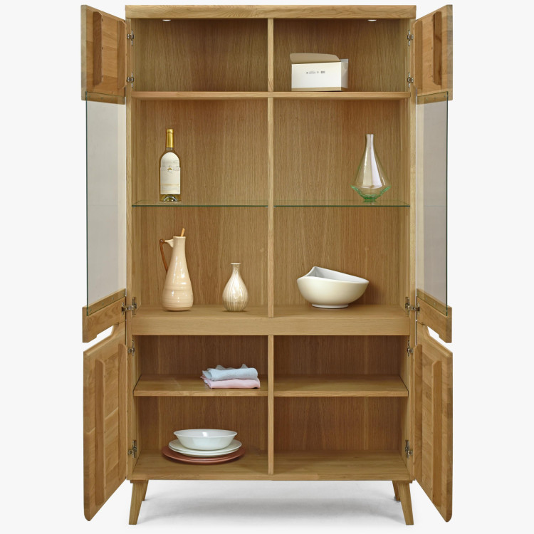 Dub tömörfa nappali fal Praha - lábakon