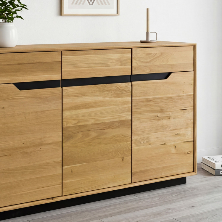 Tölgyfa komód hálószobába