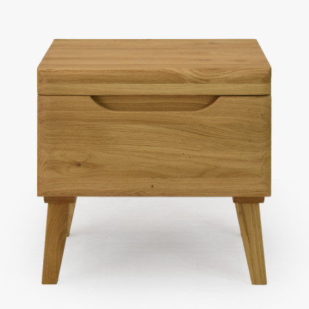 Éjjeli szekrény tölgy lábakkal, Praha