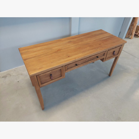 Tömör fenyő íróasztal - outlet