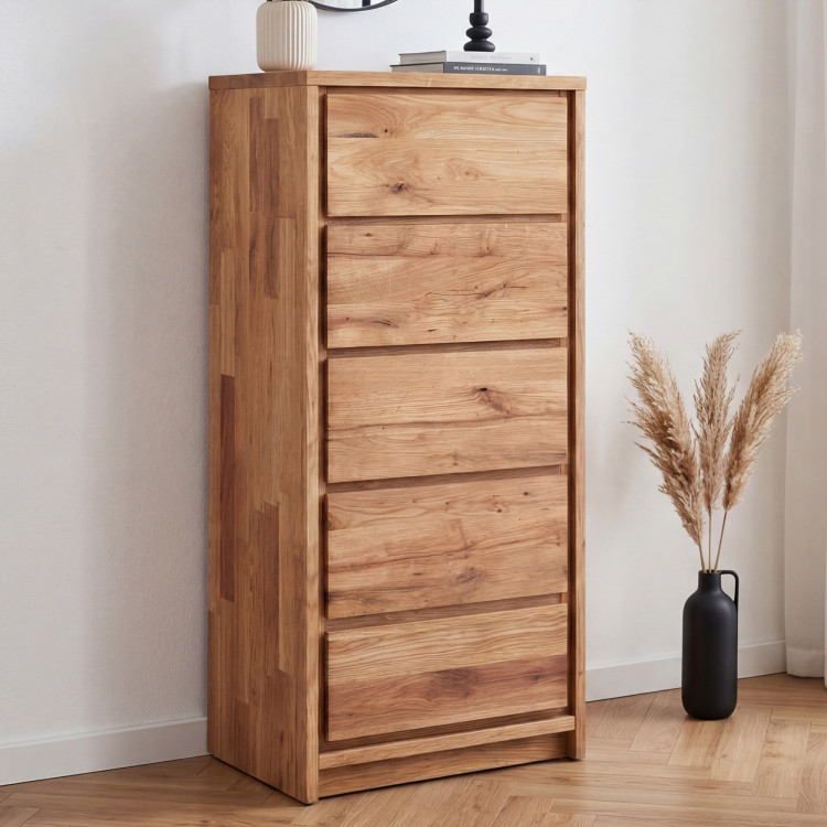 Keskeny magas tölgyfa komód – 5 fiók