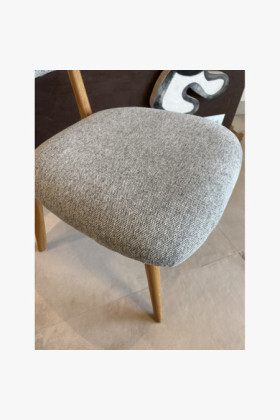 Tölgyfa kárpitozott szék - szürke szín outlet, sérült furnér 2