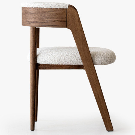 Luxusos tölgyfa fotel dió színben, krém szövet