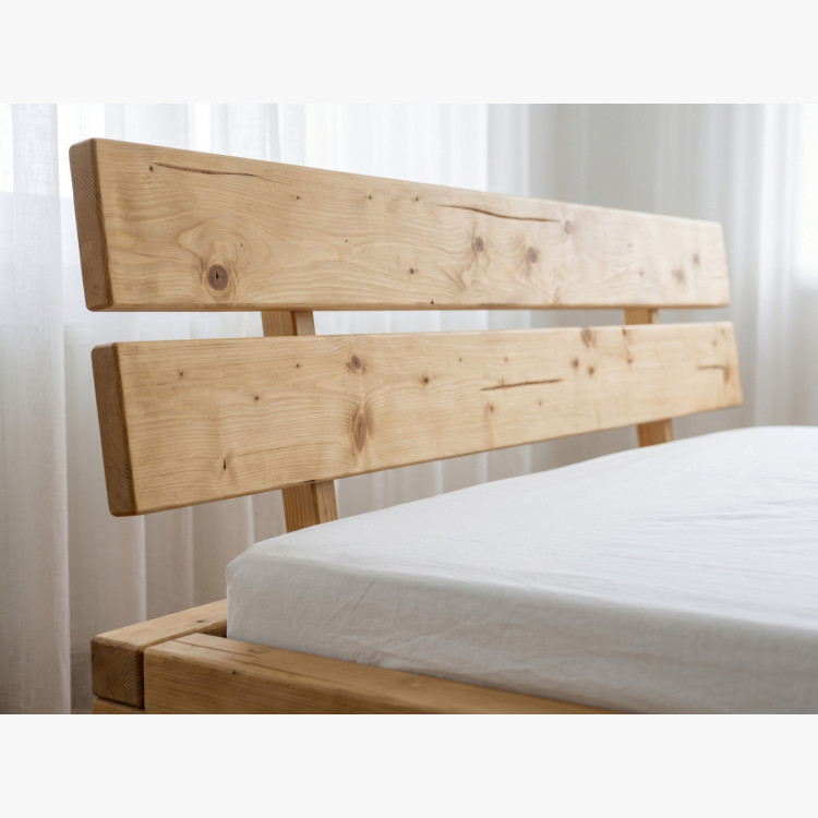 Tömör fenyő ágy 180 × 200 cm - Lienka