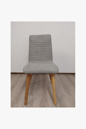 világosszürke bőrutánzatú szövet étkezőszék apró hibával 1 db