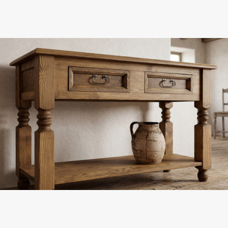 Kis asztal az étkezőbe