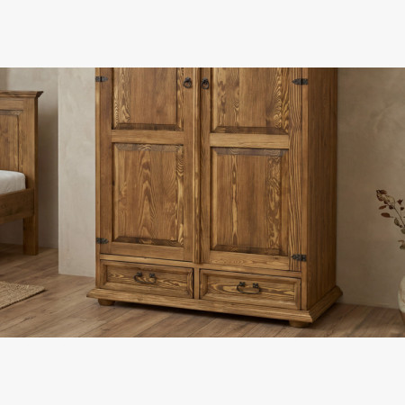 Rusztikus gardróbszekrény