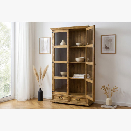 Üveges vitrin étkezőbe