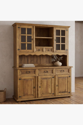 Rusztikus étkezői tálalószekrény