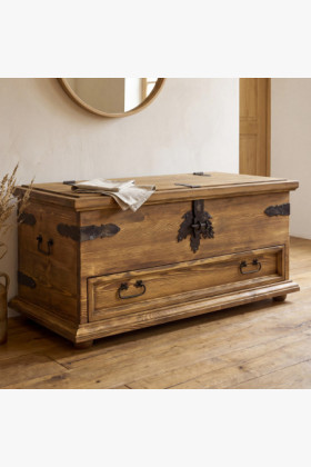 Faláda vidéki cipőtartó