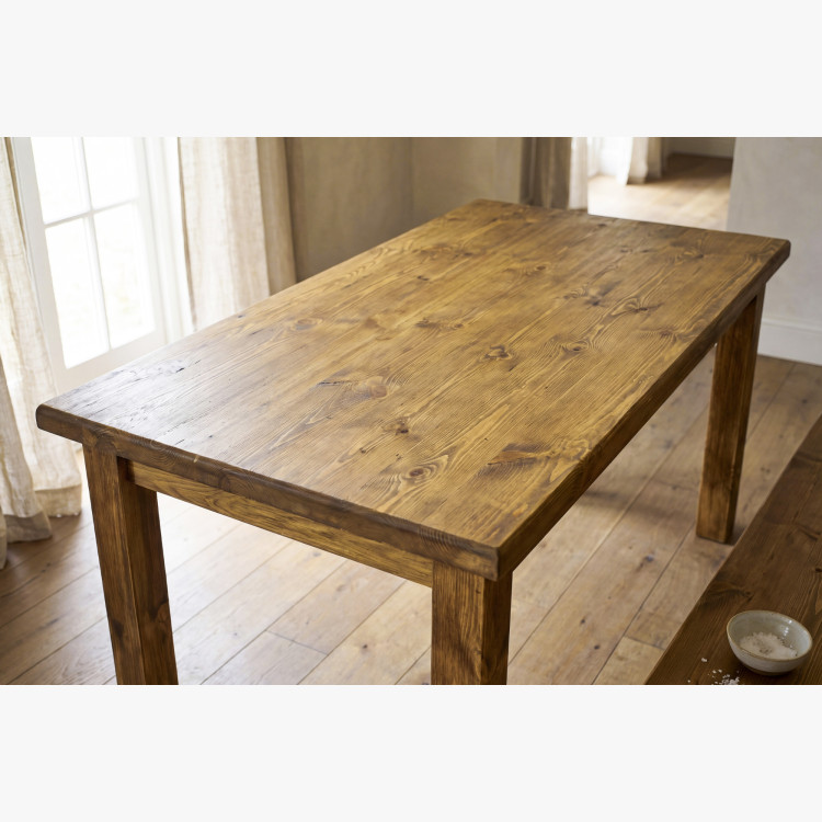 Étkezőgarnitúra paraszti stílusban