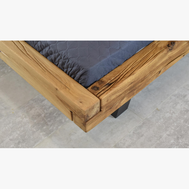 Modern ágy tömör tölgyfából - fém lábak, Laura 160 x 200  - 9