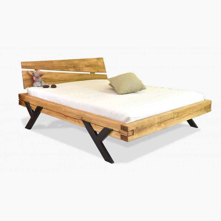 Modern tömörfa ágy, acél lábak Y alakban, 160 x 200 cm  - 1