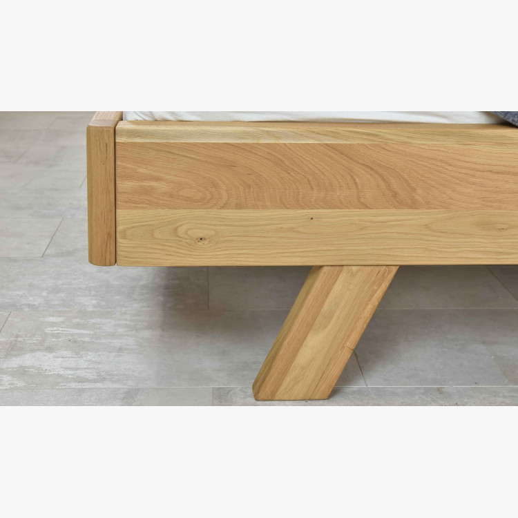 Tömör tölgyfa ágy, szürke anyag fejtámla - Marina 180 x 200 cm  - 5
